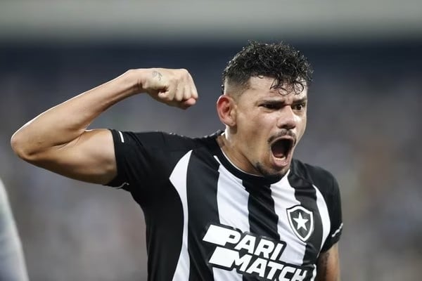 Tiquinho Soares atinge marca impressionante no Brasileirão Série A