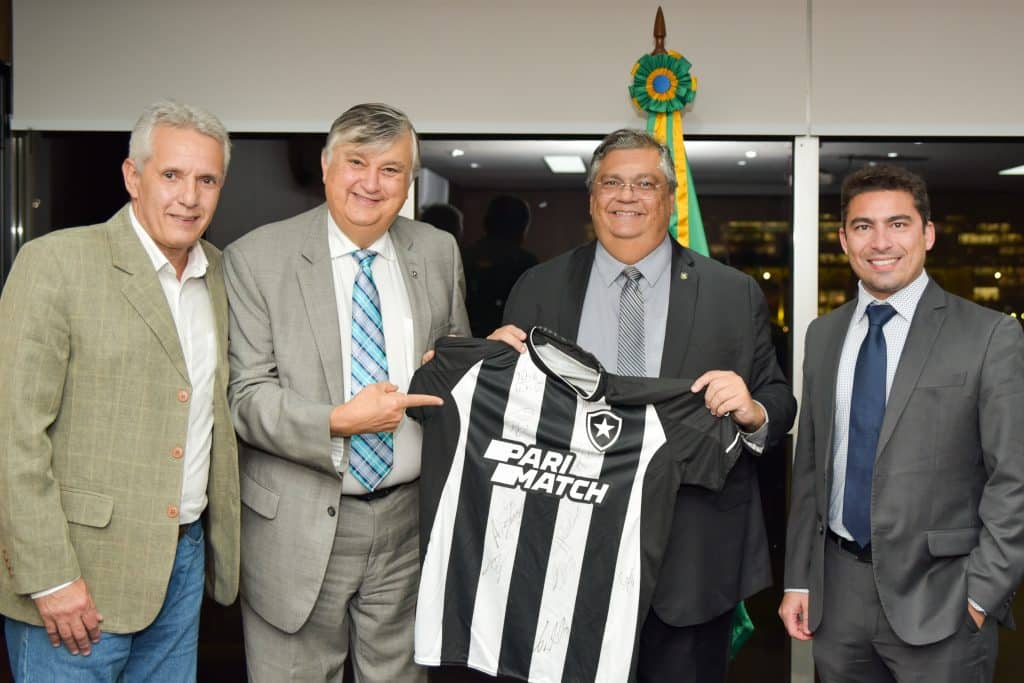 Foto: (Jamile Ferraris /MJSP) - Ministro Flávio Dino auxiliou o Botafogo na regularização de Bruno Lage
