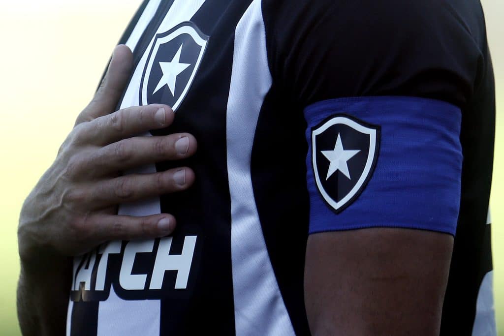 SUCESSO TOTAL! Botafogo deixa rivais ‘comendo poeira’ até na Internet