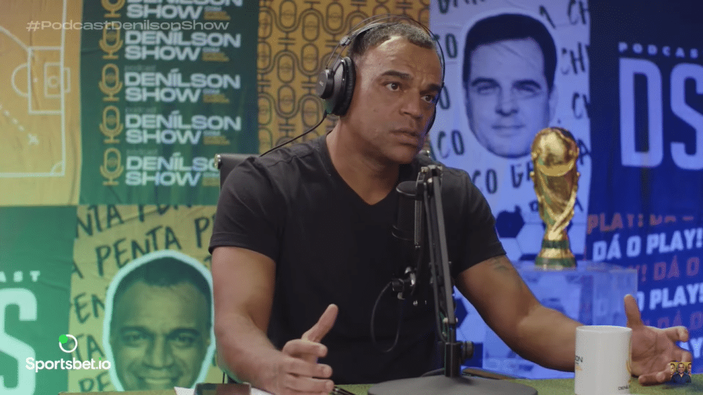Foto: (Reprodução/Denílson Show/YouTube) - Denílson Show recebeu um valor milionário de Belo