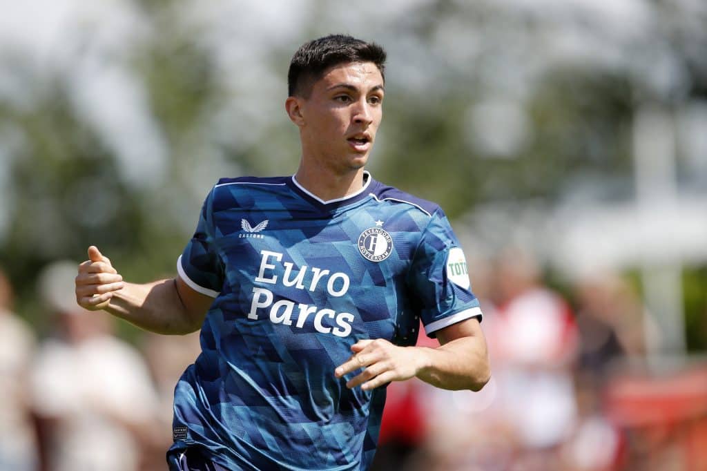 Foto: (Icon Sport) - Ezequiel Bullaude está na mira do Vasco