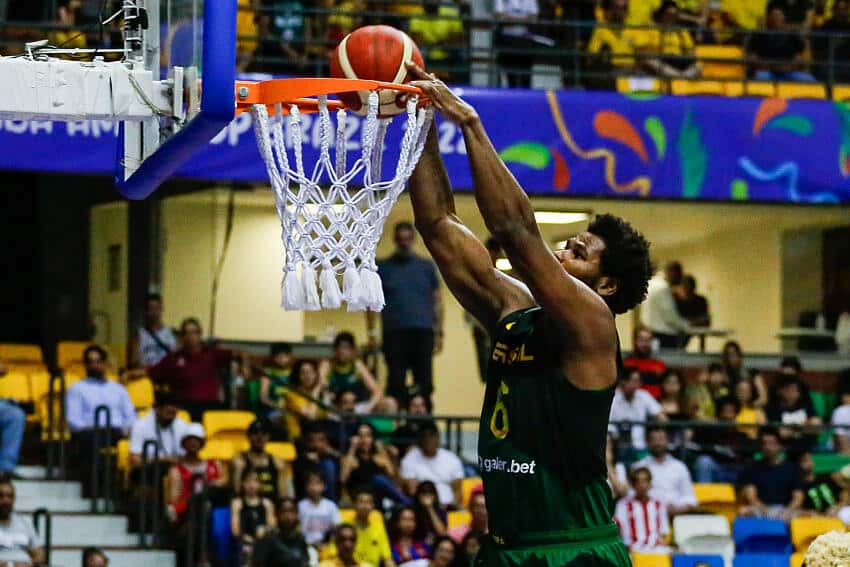 Sonho dourado! Cristiano Felício fala sobre automobilismo e objetivos no basquete