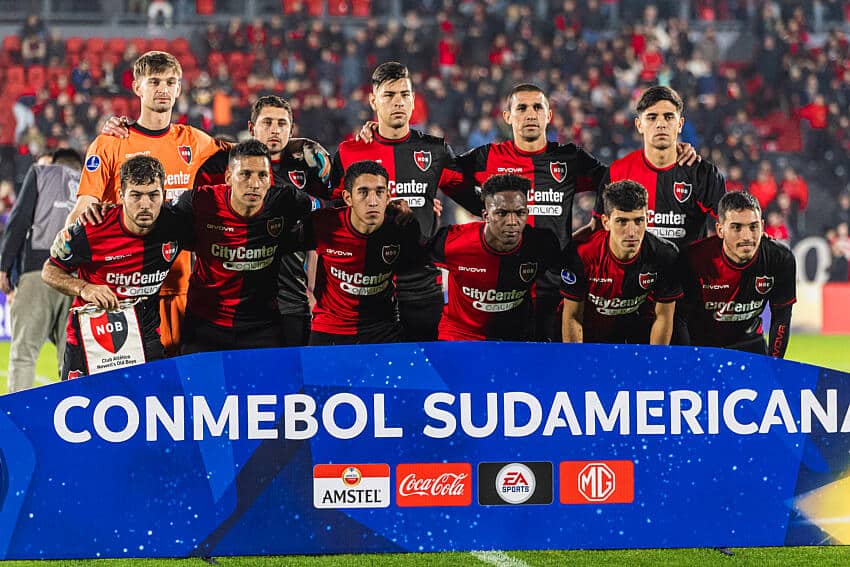 MUITO CUIDADO, CORINTHIANS! Newell’s vive temporada brilhante e amassa Timão em critérios