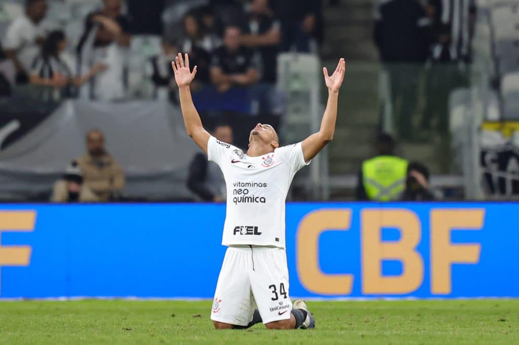 Aceita negócio por esse valor: futuro de Murillo no Corinthians é exposto