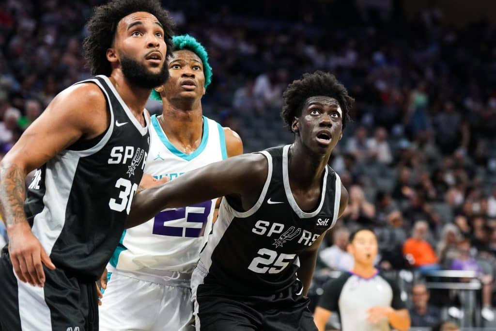 Jogador francês assina com San Antonio Spurs