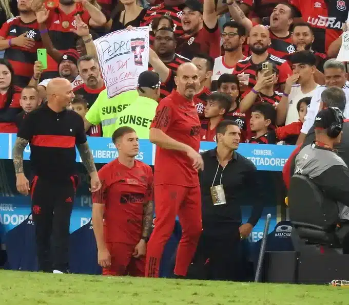 Pablo Fernández agressão em Pedro