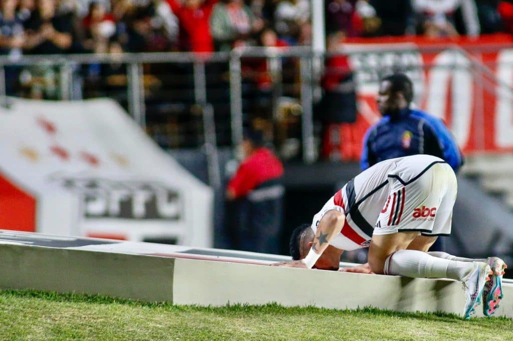 Luciano atinge marca de ídolo do São Paulo