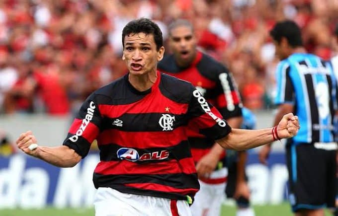 Veja os maiores zagueiros da história do Flamengo