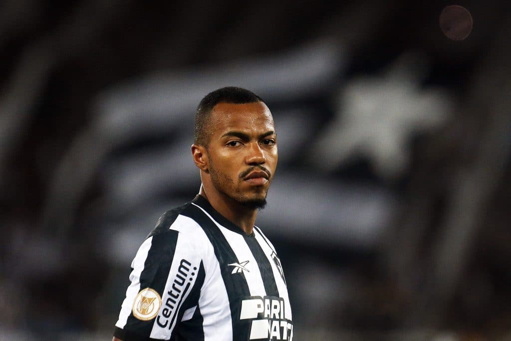 Foto: (Vitor Silva/Botafogo) - Marlon Freitas está em alta no Botafogo