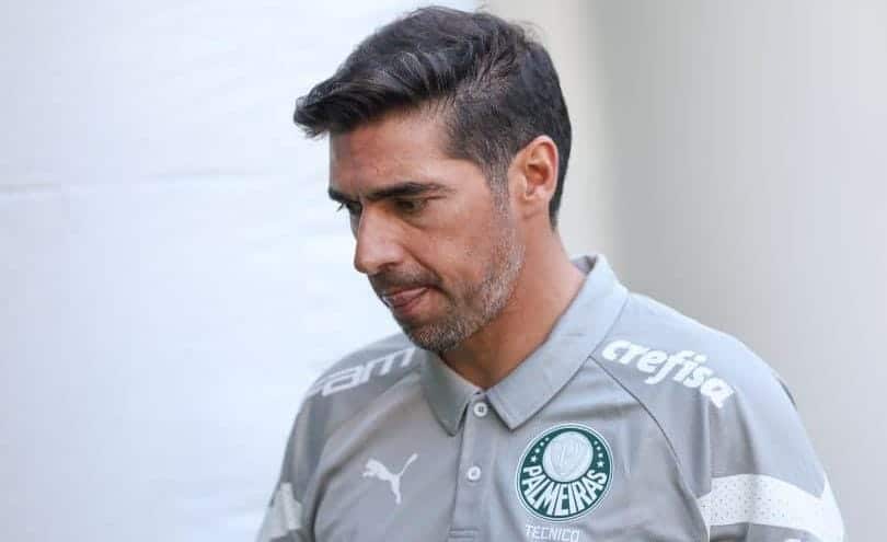 Após derrota do Palmeiras, Abel Ferreira ‘joga a toalha’ no Brasileirão: “Parabéns Botafogo”