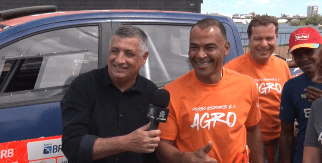Foto: (Reprodução/Canal Rural/YouTube) - Cafu se aventurou no mundo offroad