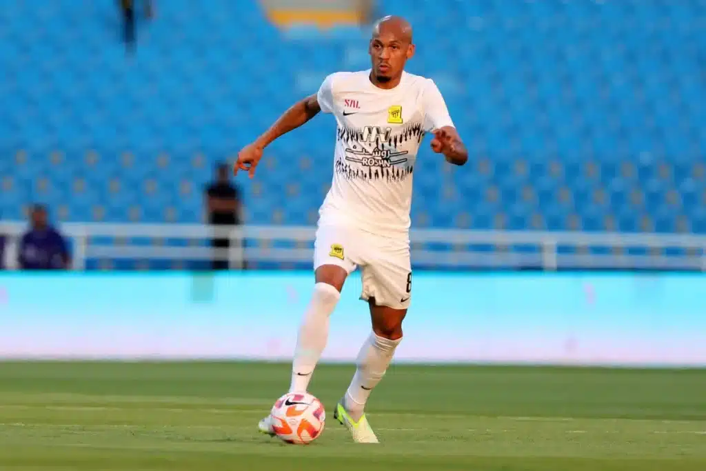 PRESENTÃO! Após partida pelo Al-Ittihad, Fabinho ganha presente inusitado