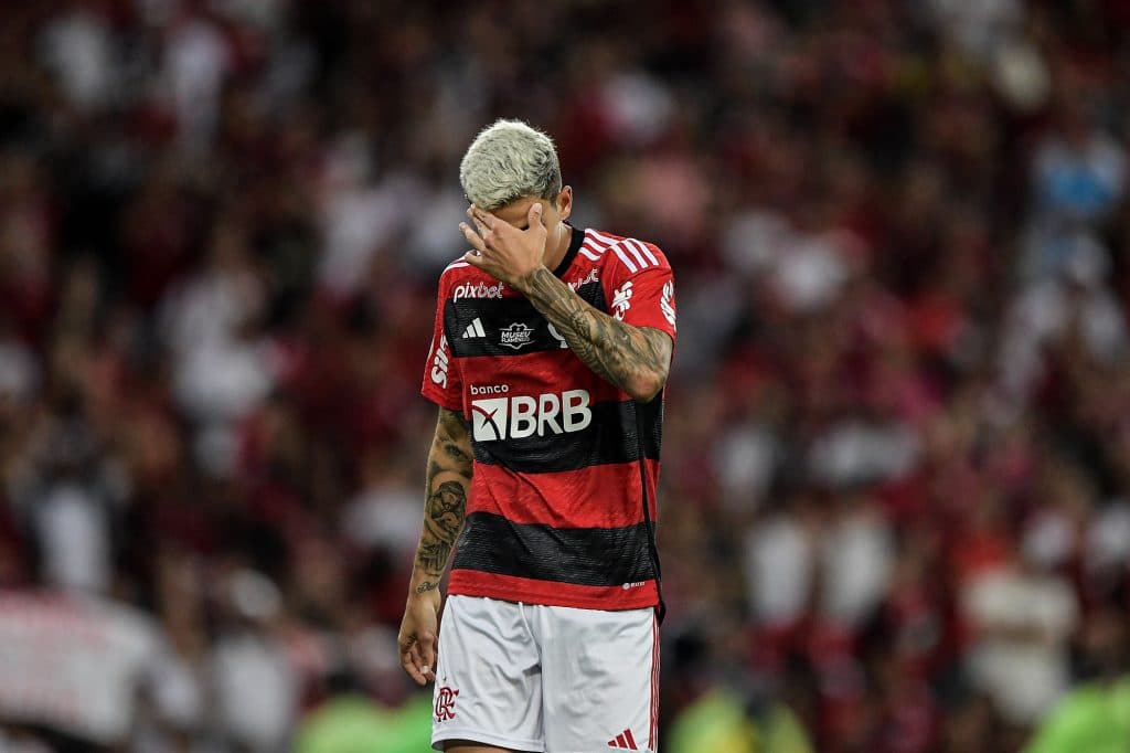 Foto: (Icon Sport) - Pedro tem sido alvo de polêmicas no Flamengo