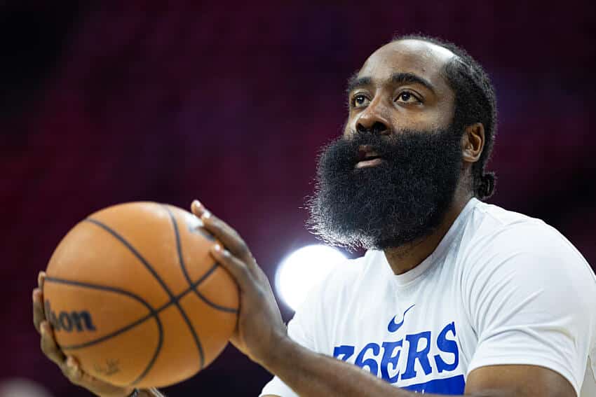 Soltou o verbo! James Harden solta os cachorros contra dirigente dos 76ers e choca a internet