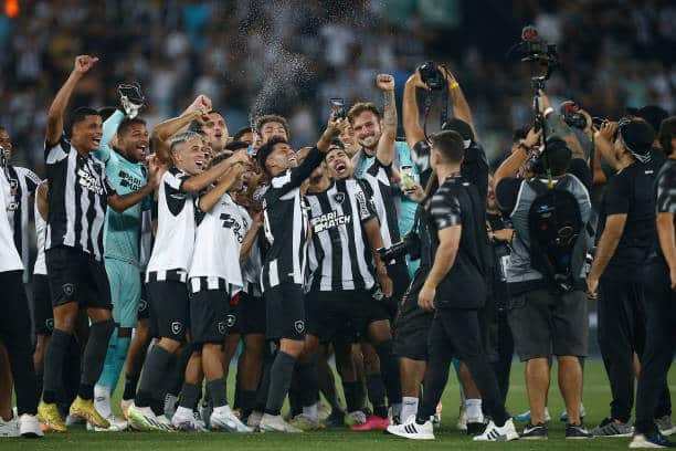Botafogo registra melhor primeiro turno da história