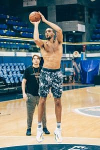 Treinador de Rudy Gobert revela ‘segredo’ para 1ª cesta de três pontos do astro da NBA