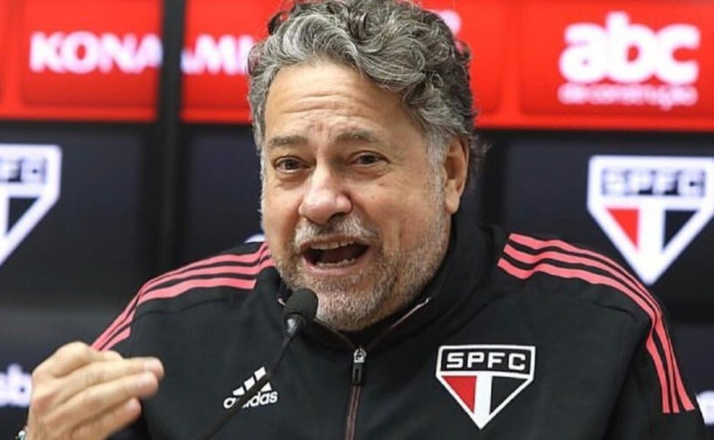 São Paulo se ofende com oferta de clube inglês e dá ponto final em negociações