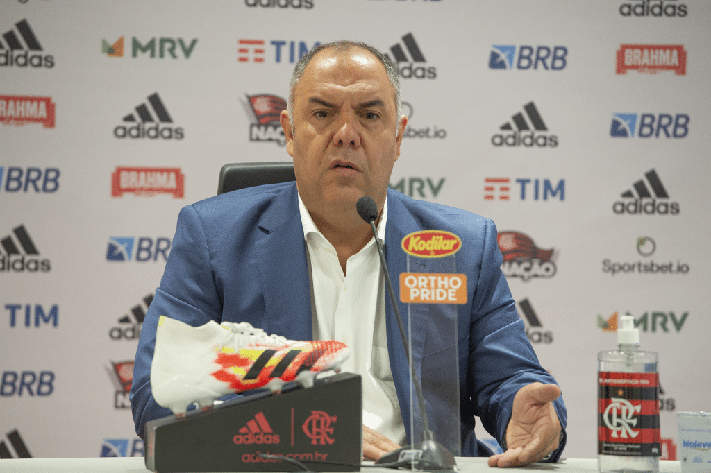 Foto: (Alexandre Vidal/Flamengo) - Marcos Braz agrediu um torcedor do Flamengo
