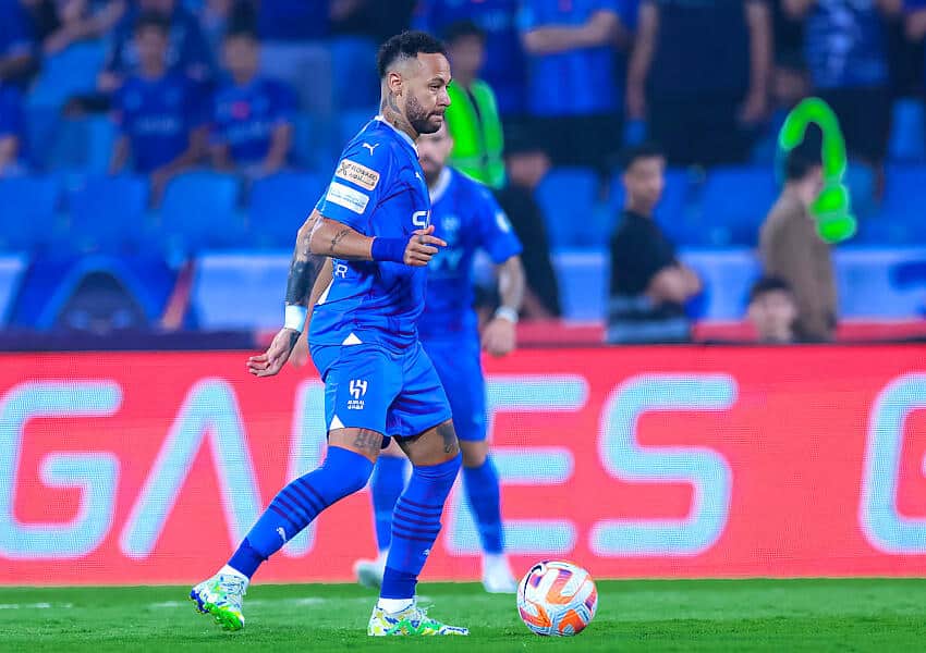 Brasileiro salva Al-Hilal de derrota no Sauditão. Mas não foi Neymar!