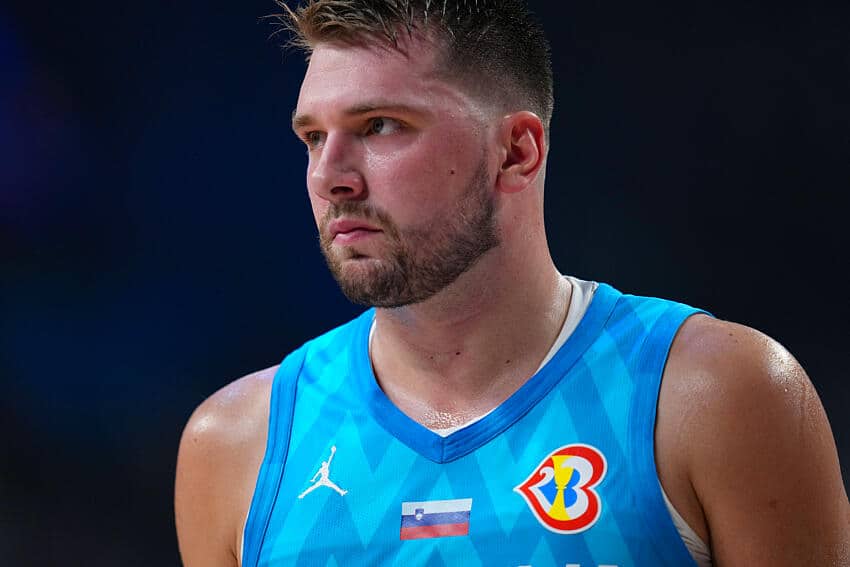 GIGANTE! Doncic tem atuação de gala em vitória da Eslovênia