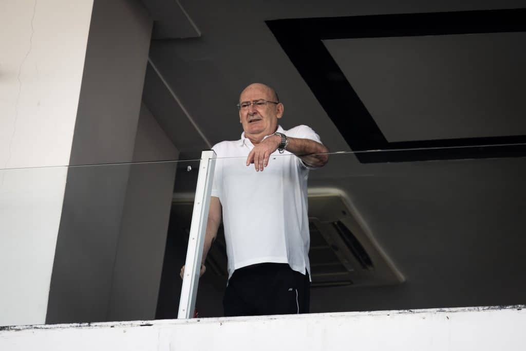 Foto: (Icon Sport) - Um jornal tradicional mandou uma 'indireta' para o Santos de Andres Rueda em sua capa polêmica