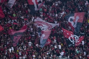 Foto: (Icon Sport) - A Urubuzada planeja fazer uma festa no Maracanã para a final da Copa do Brasil