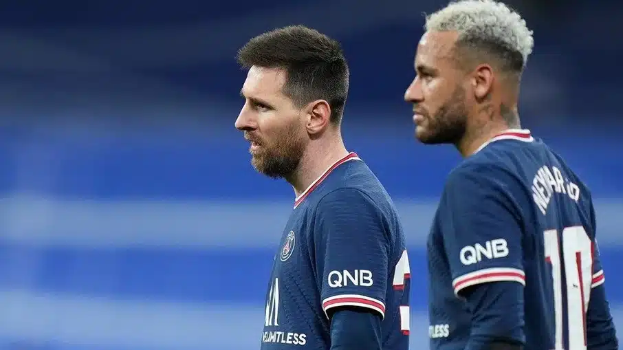 Lenda do Arsenal ofende Neymar e Messi e agita a web