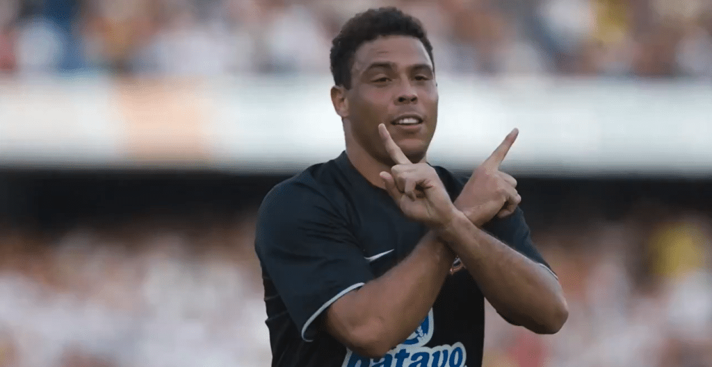 JÁ PENSOU? Ronaldo Fenômeno tentou trazer artilheiro do futebol português para Corinthians