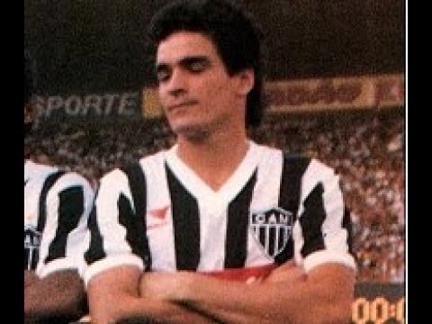 Veja quem são os 5 maiores laterais-esquerdos da história do Atlético-MG