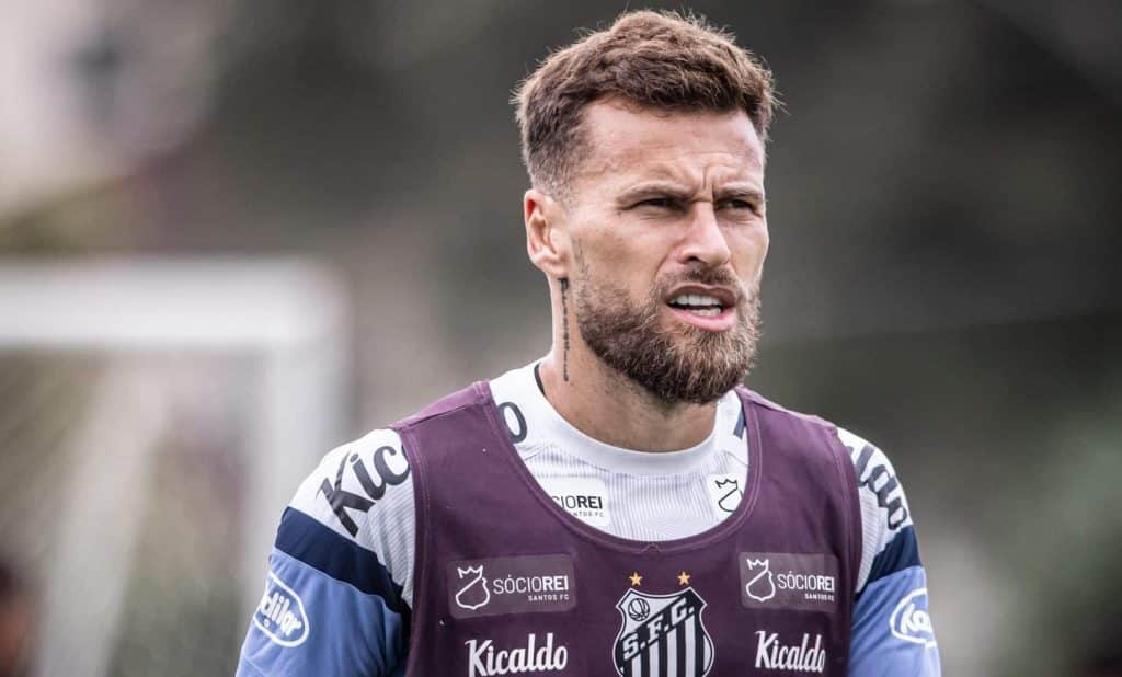 Postou para todo mundo ver: Lucas Lima fica MALUCO e manda FORTE mensagem para Daronco após expulsão no Santos