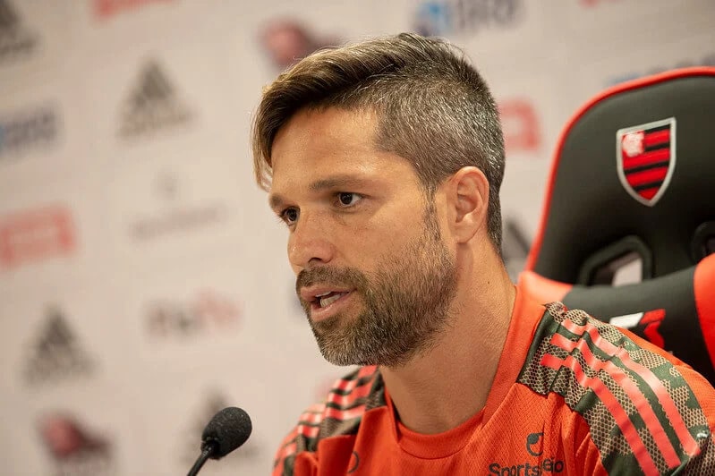 SOLTOU O VERBO! Ex-jogador Diego Ribas DETONA o Flamengo em entrevista
