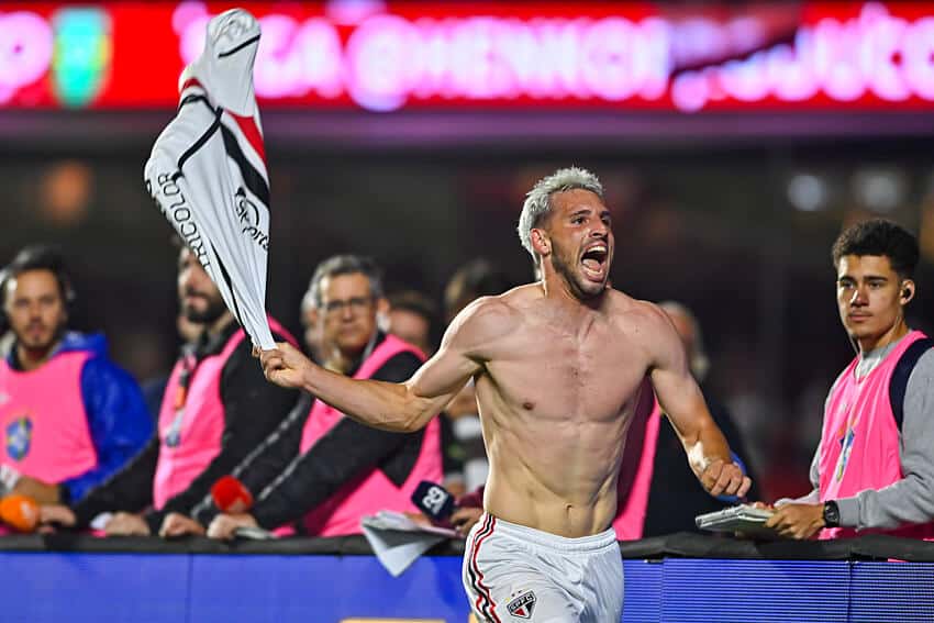 TOCA NELE QUE É GOL! Calleri atinge MARCA HISTÓRICA e entra em seleto hall no São Paulo