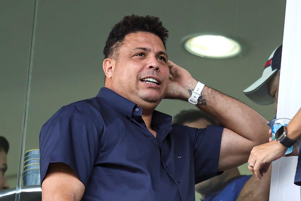 Ronaldo Fenômeno entra na briga para tirar XODÓ DA TORCIDA do São Paulo