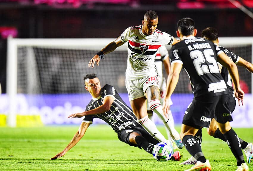 ALIVIO CORINTIANO! Jogador do Corinthians comemora feito contra o São Paulo