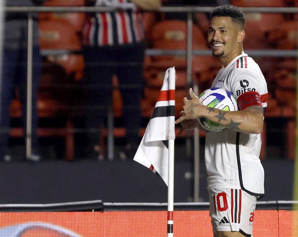 Foto: (Icon Sport) - Luciano 'humilhou' o rival do São Paulo