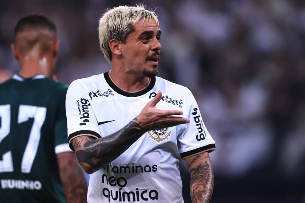 Foto: (Icon Sport) - Fagner vive um drama no Corinthians