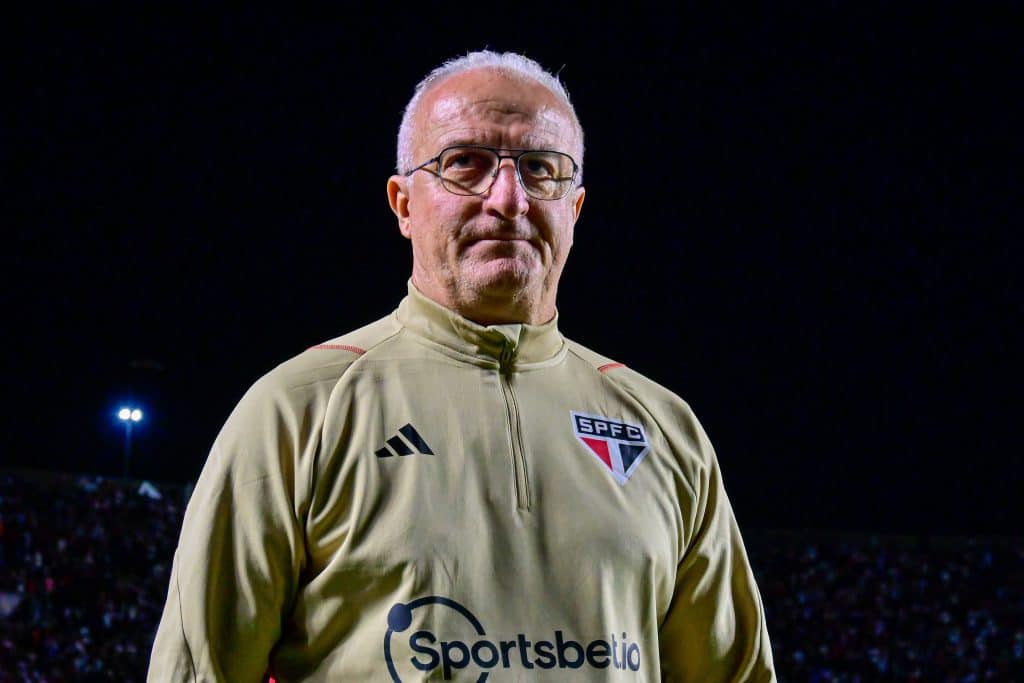 Dorival vai sorrir de orelha à orelha: São Paulo quer CONTRATAR atacante de peso para jogar LIBERTADORES