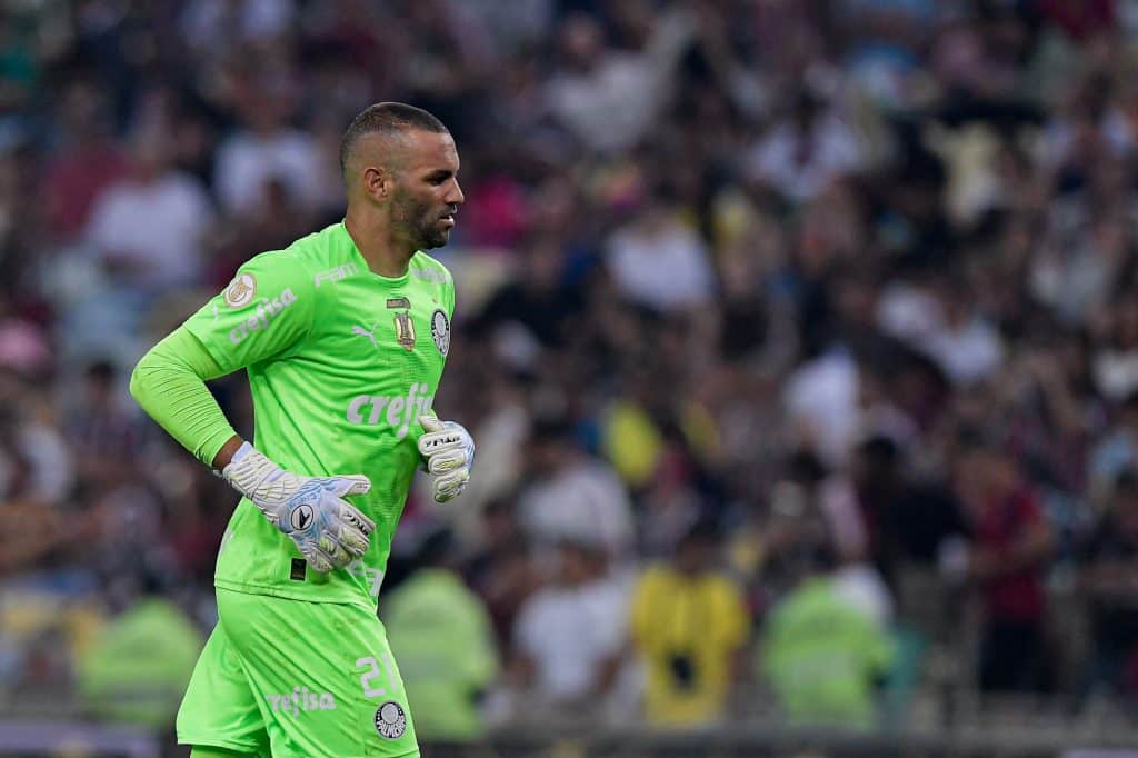 É REAL, É ISSO MESMO! Dados mostram o goleiro QUE MAIS LEVOU GOL do São Paulo no Morumbi: VEJA O TOP 3 QUE IMPRESSIONA!