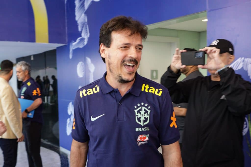 ABRE O OLHO, FERNANDO DINIZ! Brasileiro se destaca e tem NÚMEROS IMPRESSIONANTES no futebol italiano