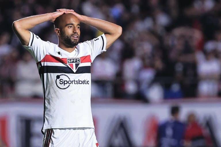 Confirmado, PÉSSIMA notícia: Lucas Moura sofre LESÃO no São Paulo e TEMPO DE RECUPERAÇÃO vaza na web