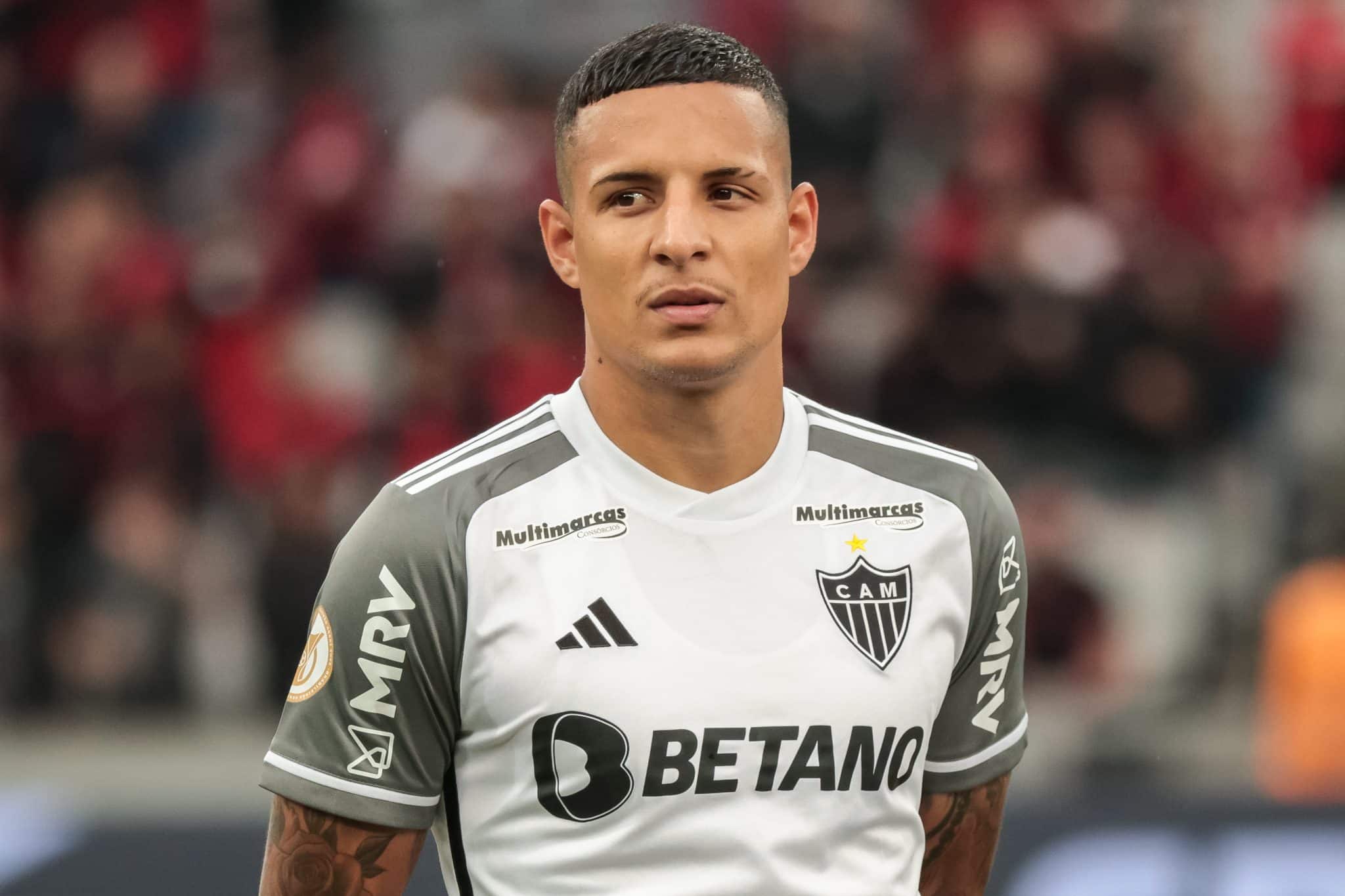 Arana faz FORTES críticas sobre POLÊMICA no Atlético-MG 