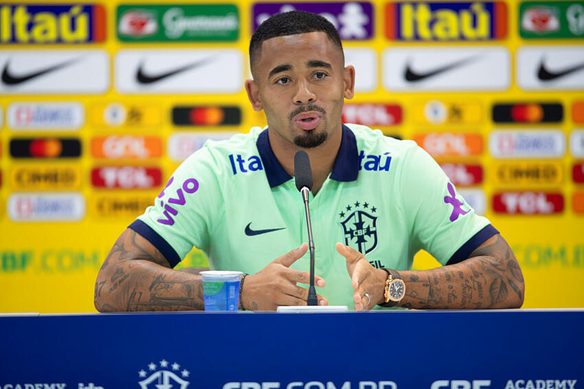 "ELE É UM MENINO"! Gabriel Jesus ATACA jogador da seleção e agita a Internet