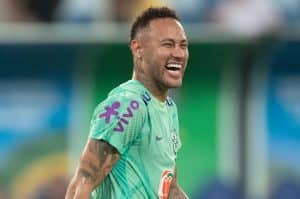 Era só o que faltava: Neymar dá FESTA após vexame da Seleção Brasileira e outros craques de Diniz são flagrados
