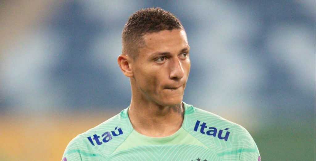 Não é o Richarlison: Júnior CHUTA CLUBISMO para longe e exige camisa 9 IMPROVÁVEL na Seleção Brasileira